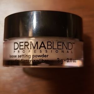 DermaBlend Professional Loose Setting Powder